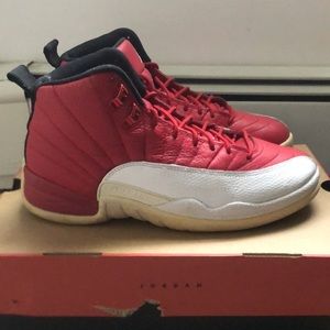 Jordan Retro 12